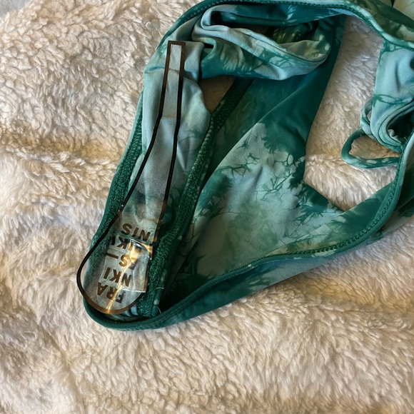 Frankies bikni one piece - Picture 5 of 5